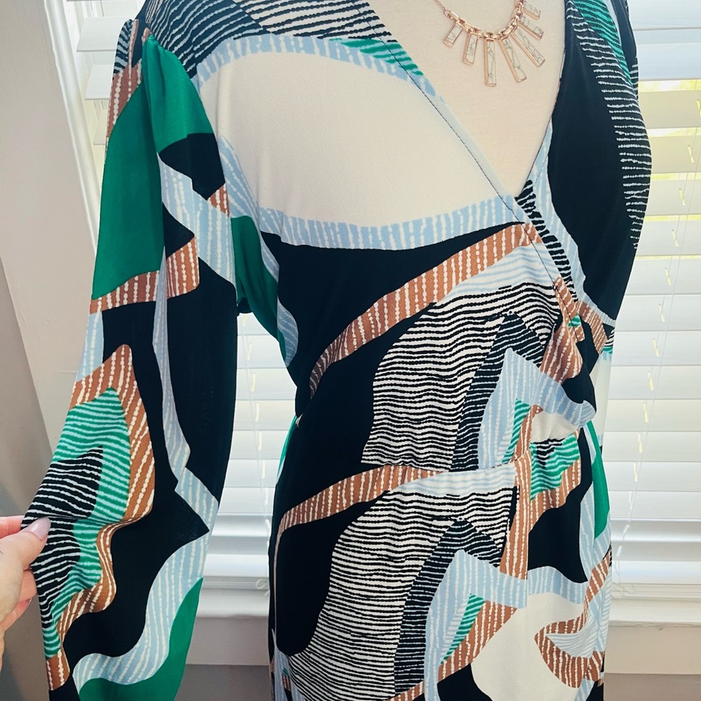 Stretchy Mod Multicolor Wrap Dress👗